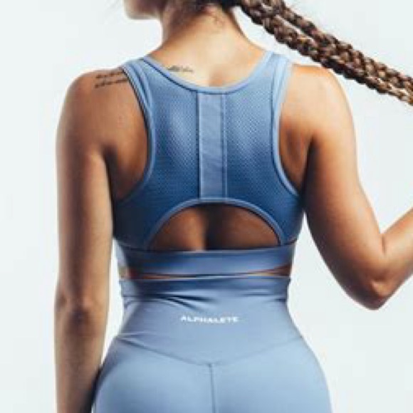 Alphalete surface reign bra - Picture 2 of 7